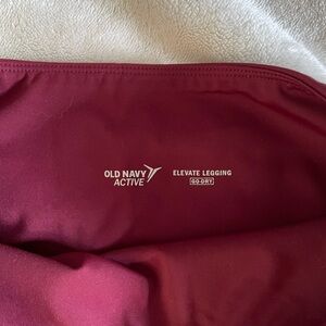 Old navy active go dry athletic leggings
